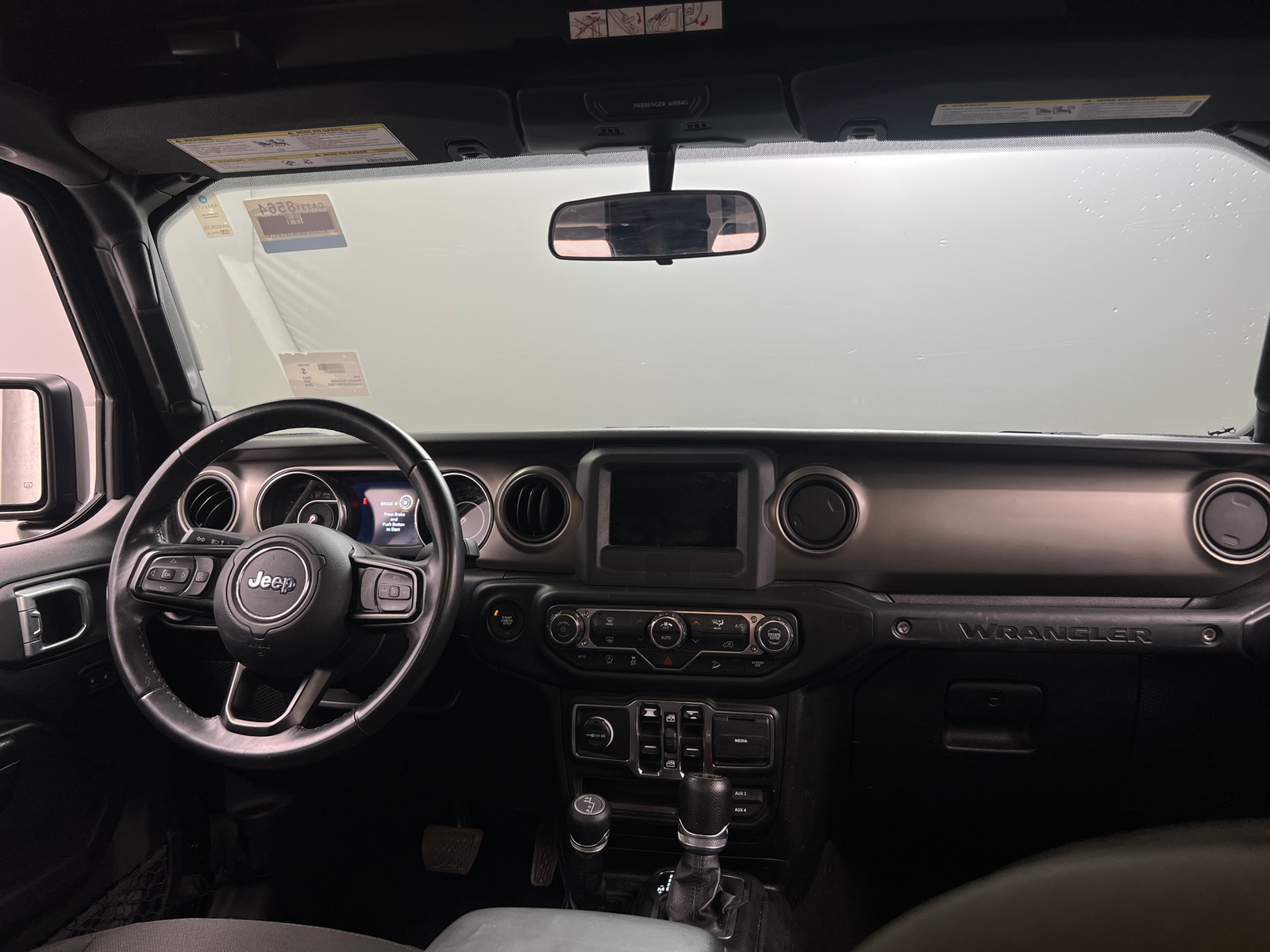 Thumbnail: 2019 Jeep Wrangler - 3