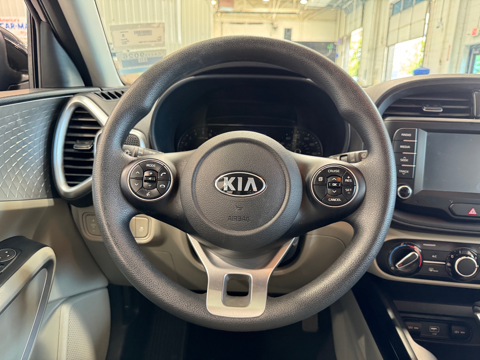 Thumbnail: 2020 Kia Soul - 5
