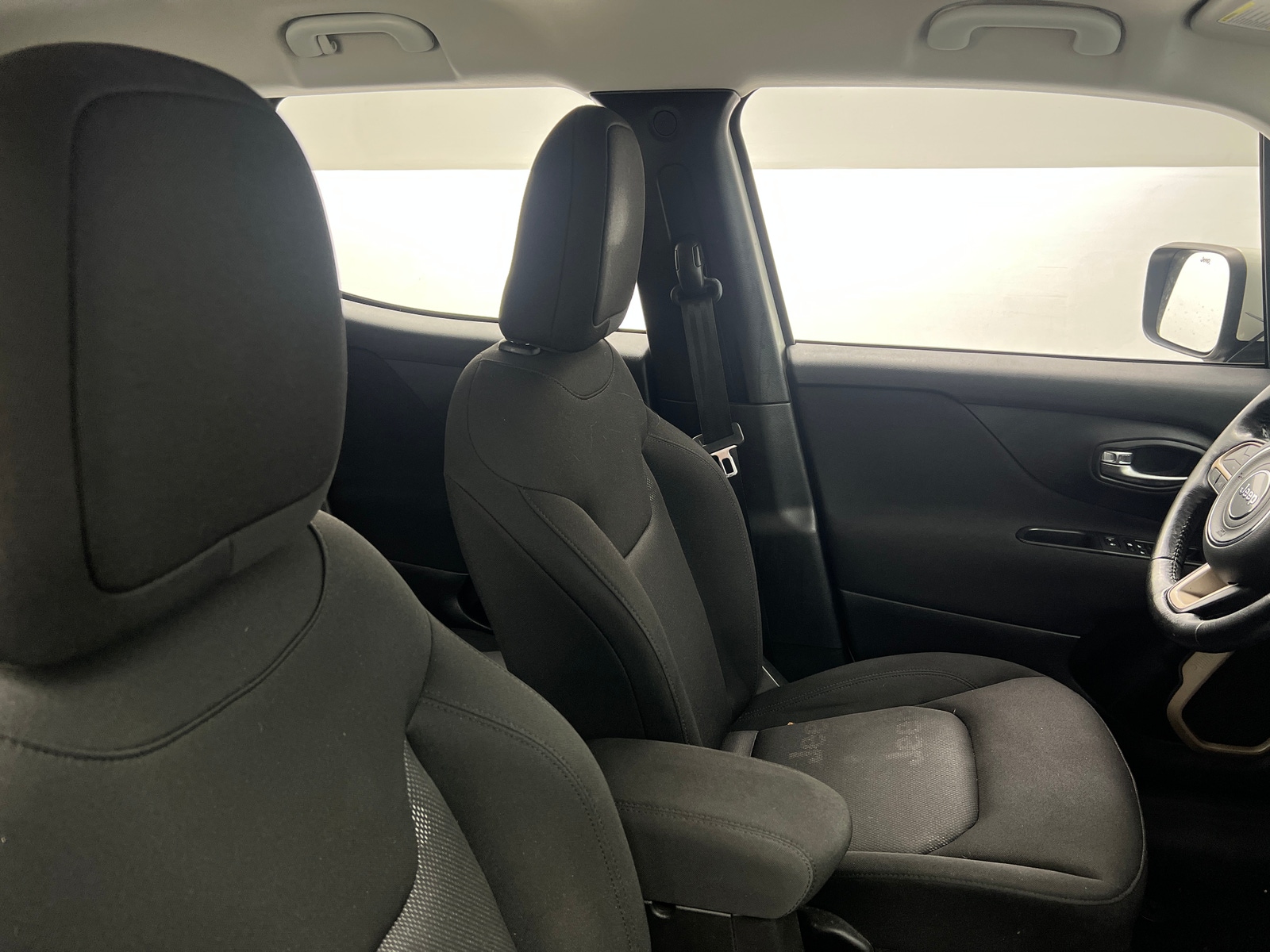 Thumbnail: 2017 Jeep Renegade - 2