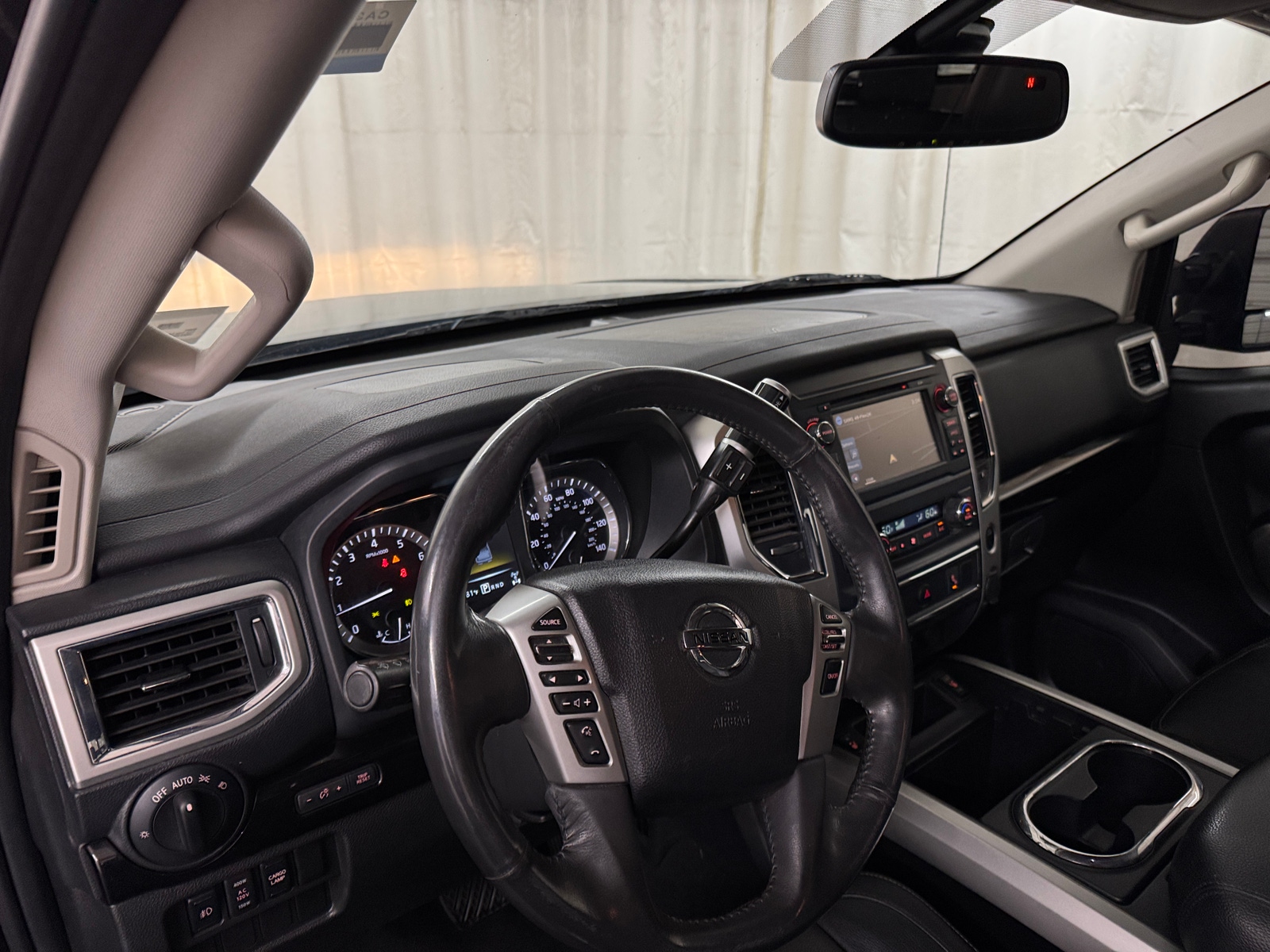 Thumbnail: 2017 Nissan Titan - 3