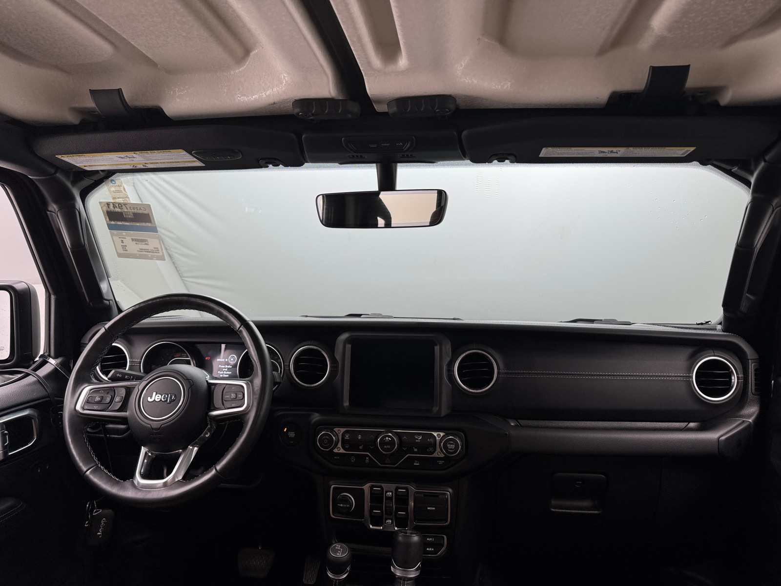 Thumbnail: 2022 Jeep Wrangler - 3