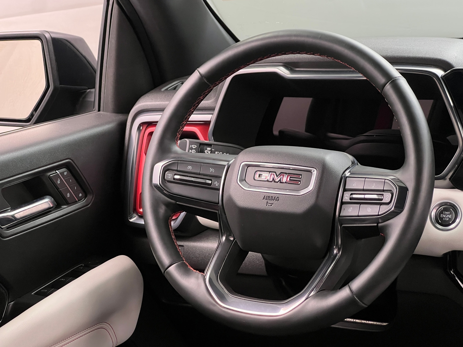 Thumbnail: 2023 GMC Canyon - 4