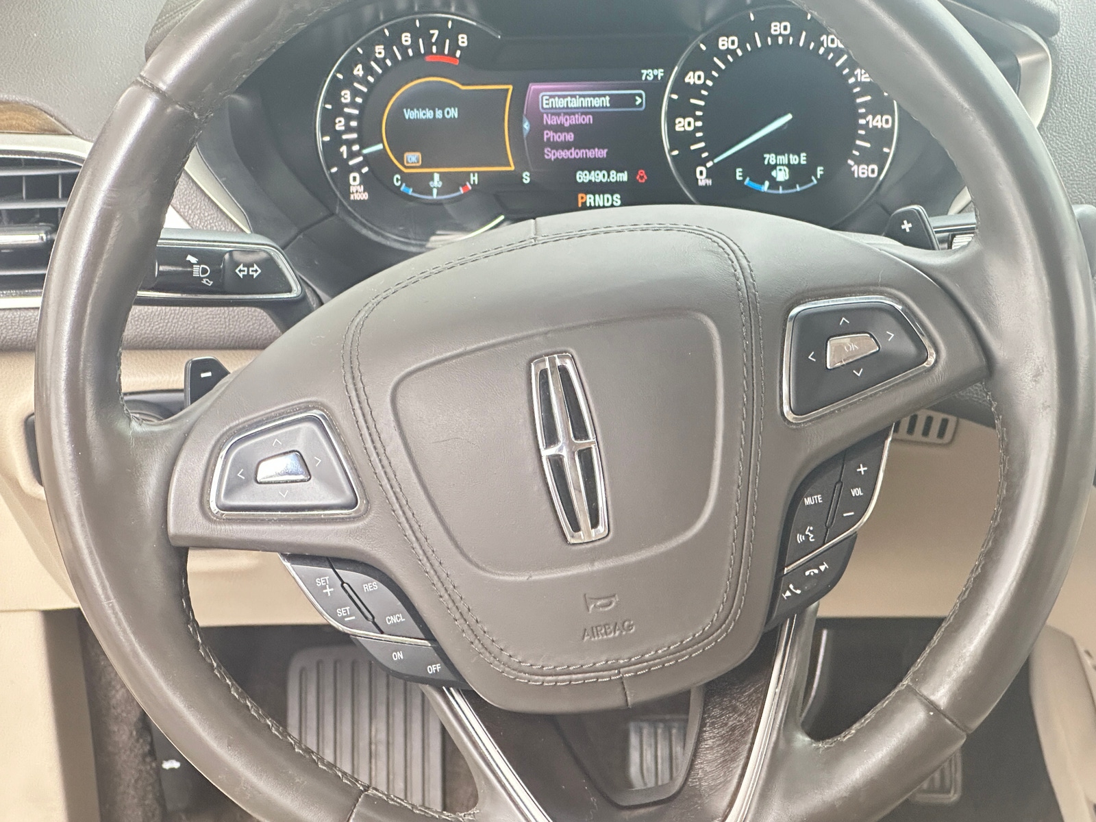 Thumbnail: 2017 Lincoln MKZ - 4