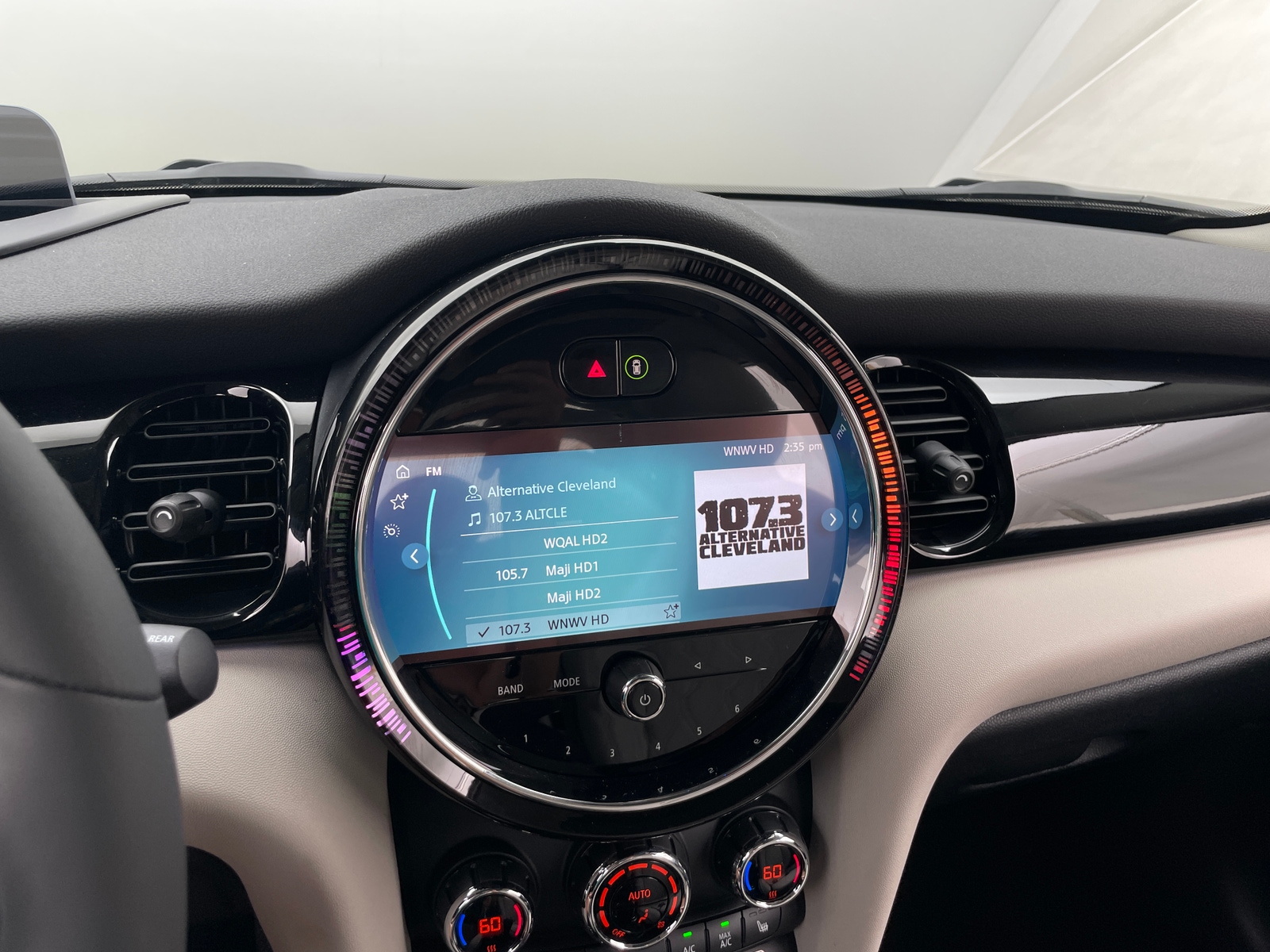 Thumbnail: 2024 MINI Cooper Hardtop - 3