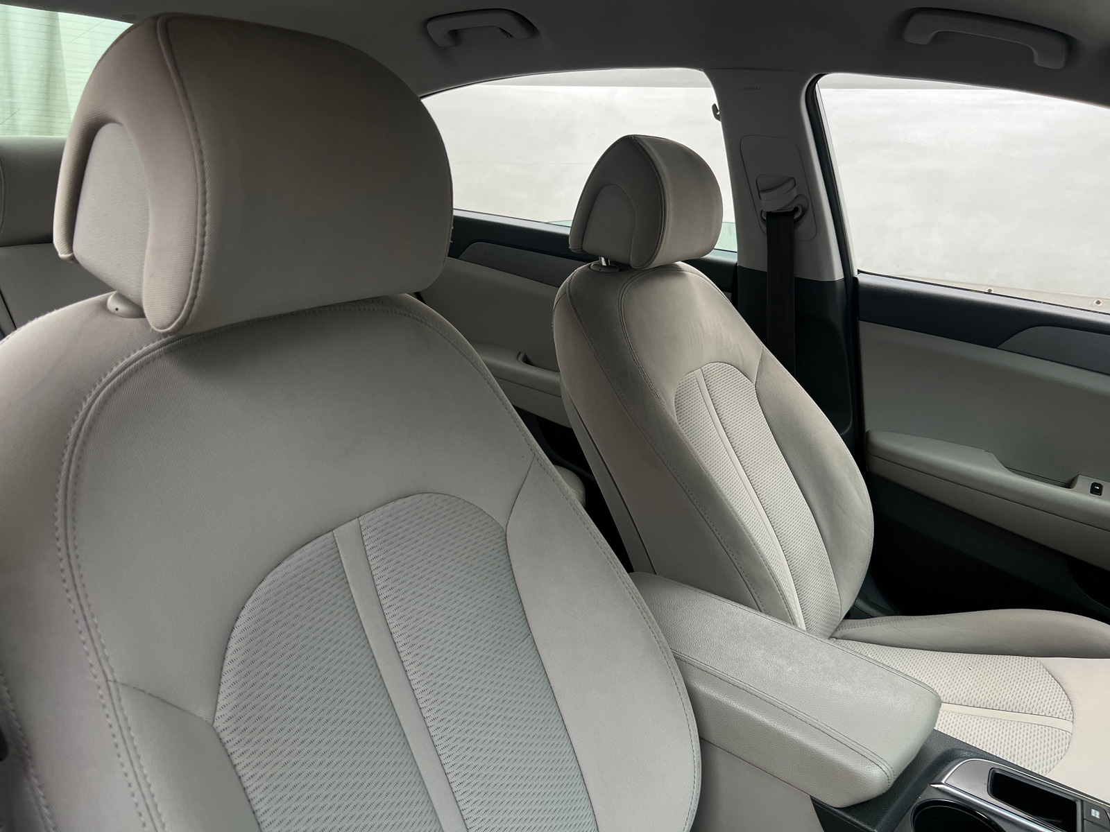 Thumbnail: 2015 Hyundai Sonata - 2