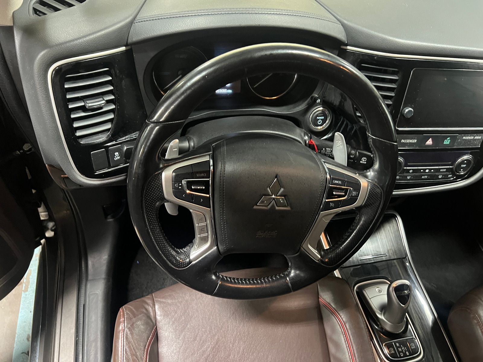 Thumbnail: 2018 Mitsubishi Outlander - 4