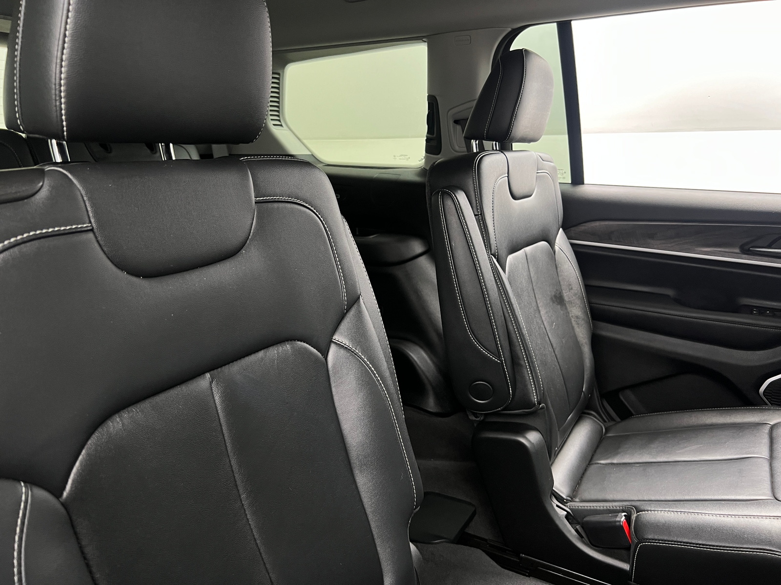 Thumbnail: 2022 Jeep Grand Cherokee L - 5