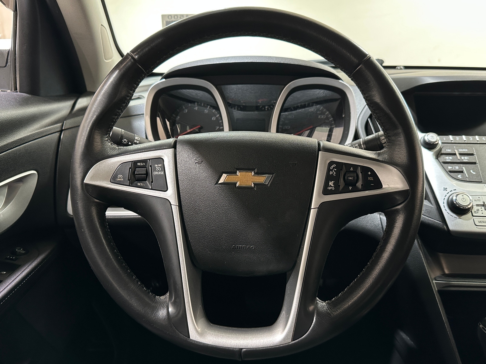 Thumbnail: 2017 Chevrolet Equinox - 5