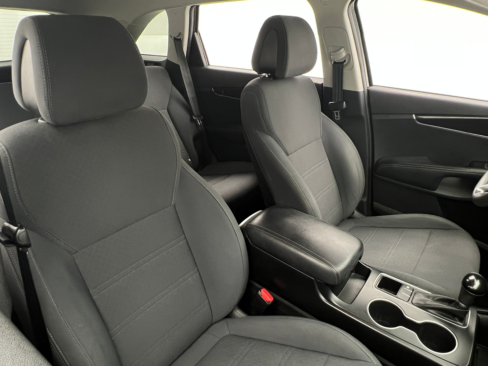 Thumbnail: 2016 Kia Sorento - 2