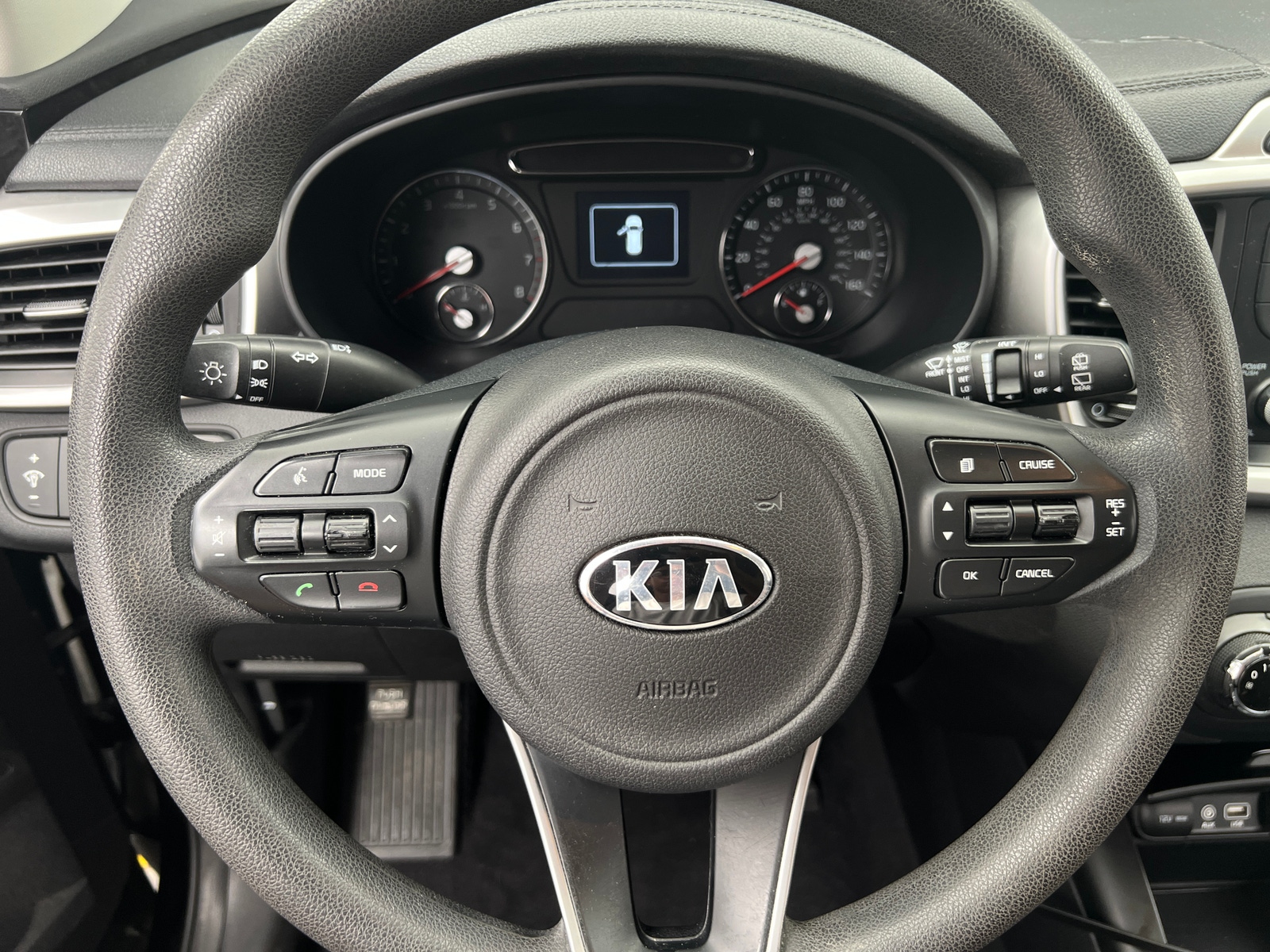 Thumbnail: 2016 Kia Sorento - 5