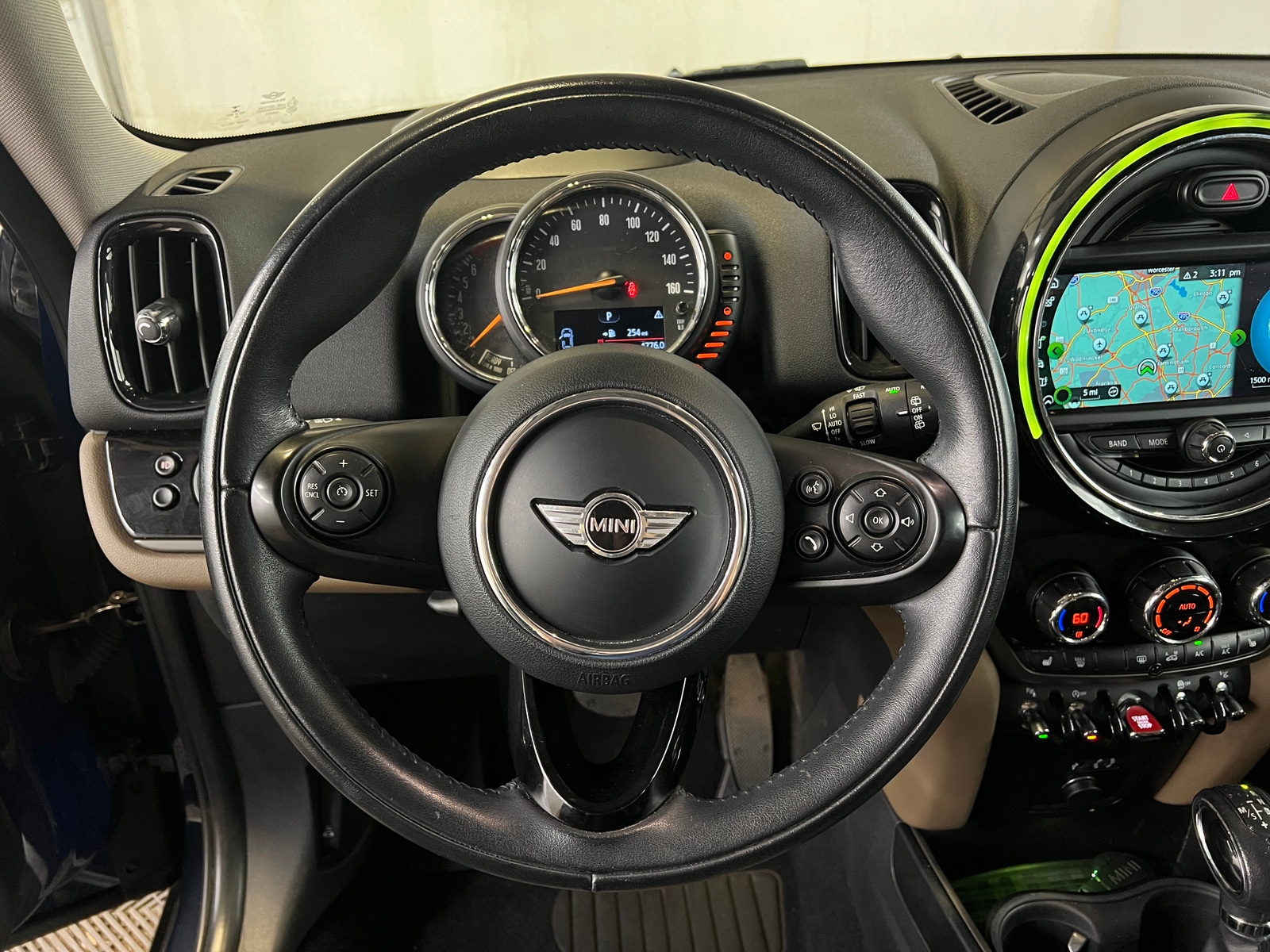 Thumbnail: 2017 MINI Cooper Countryman - 4