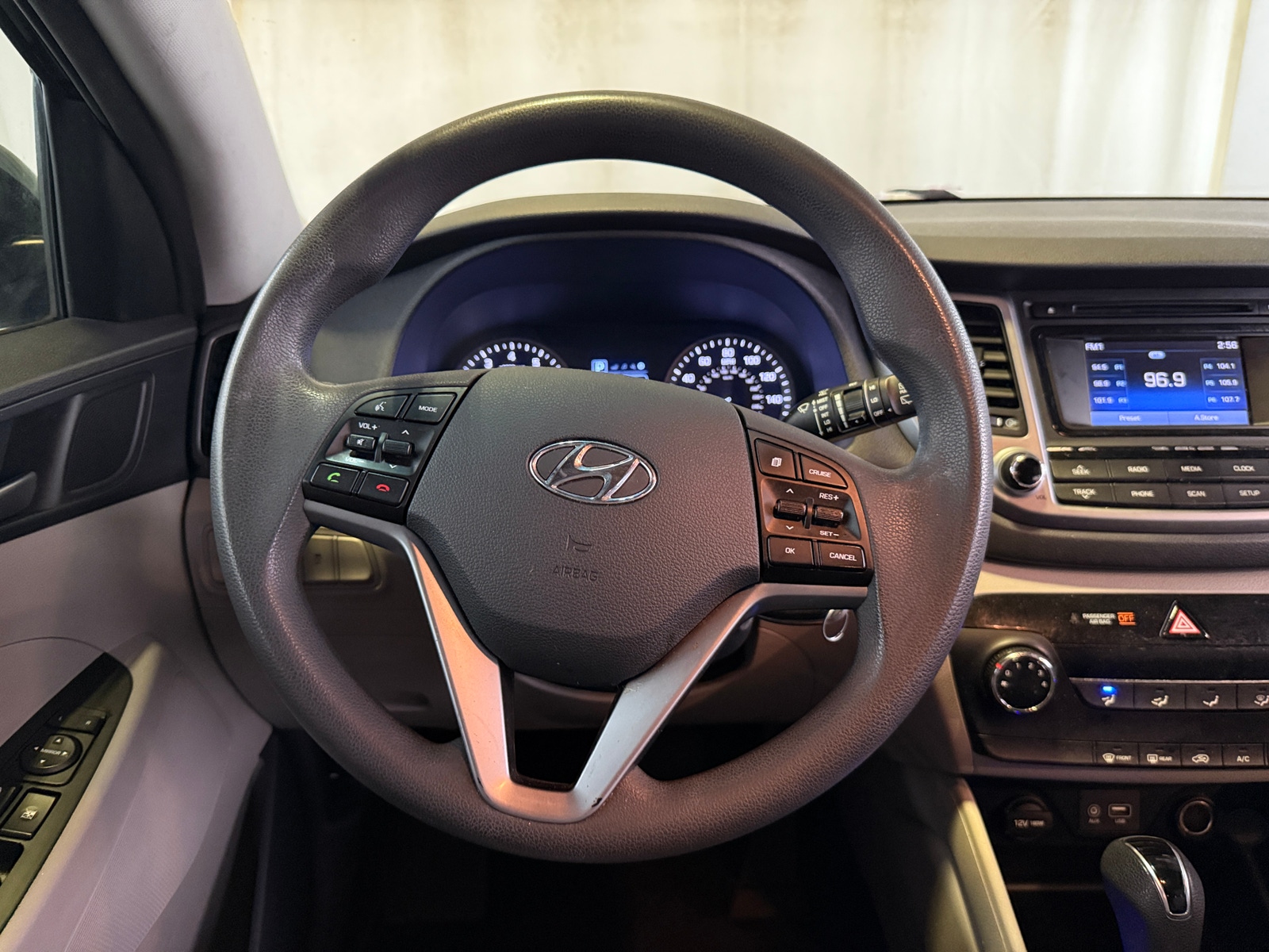Thumbnail: 2016 Hyundai Tucson - 5