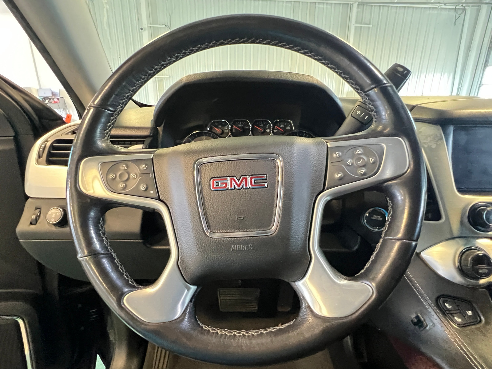 Thumbnail: 2020 GMC Yukon - 4