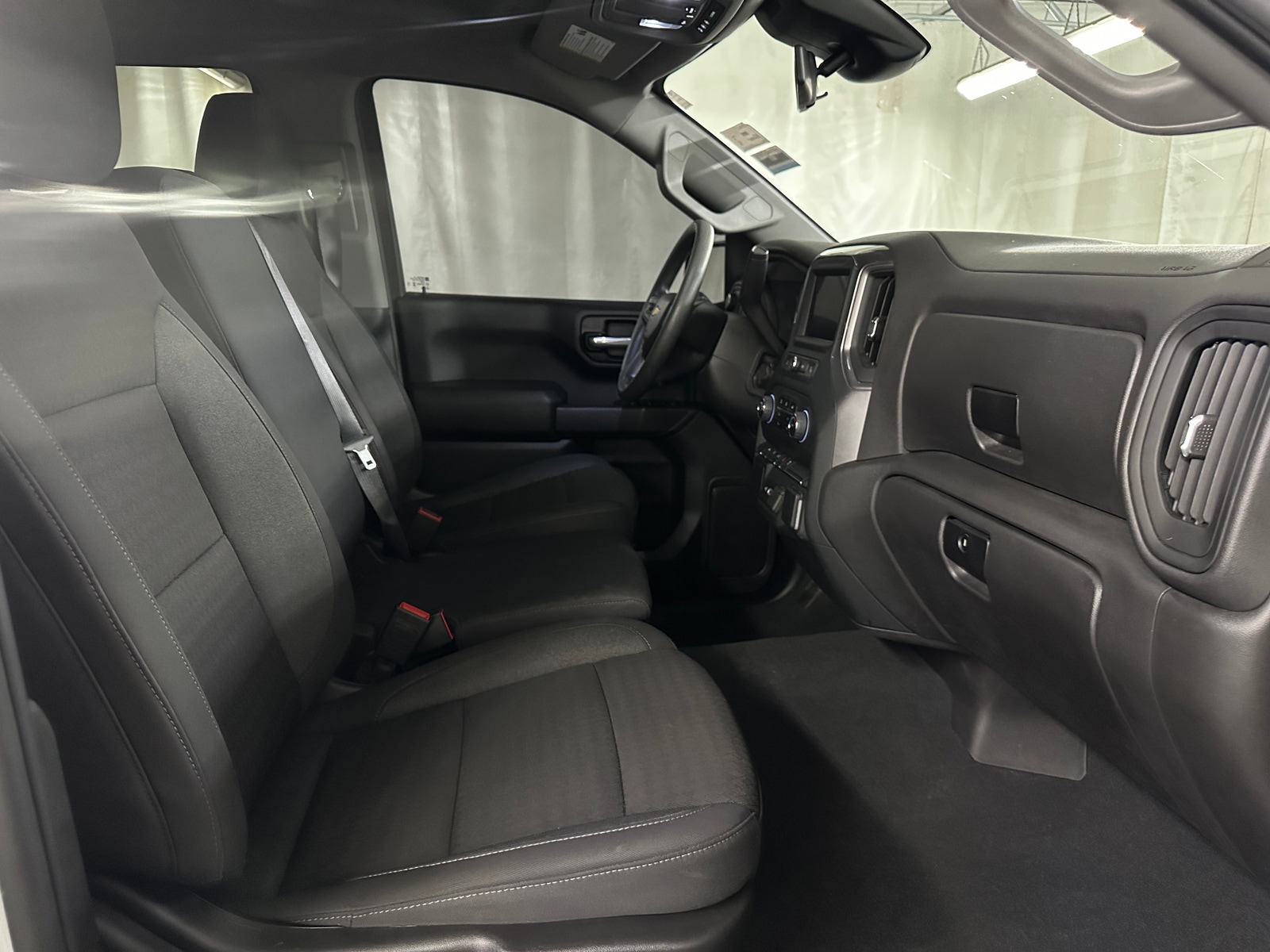 Thumbnail: 2024 Chevrolet Silverado 1500 - 2