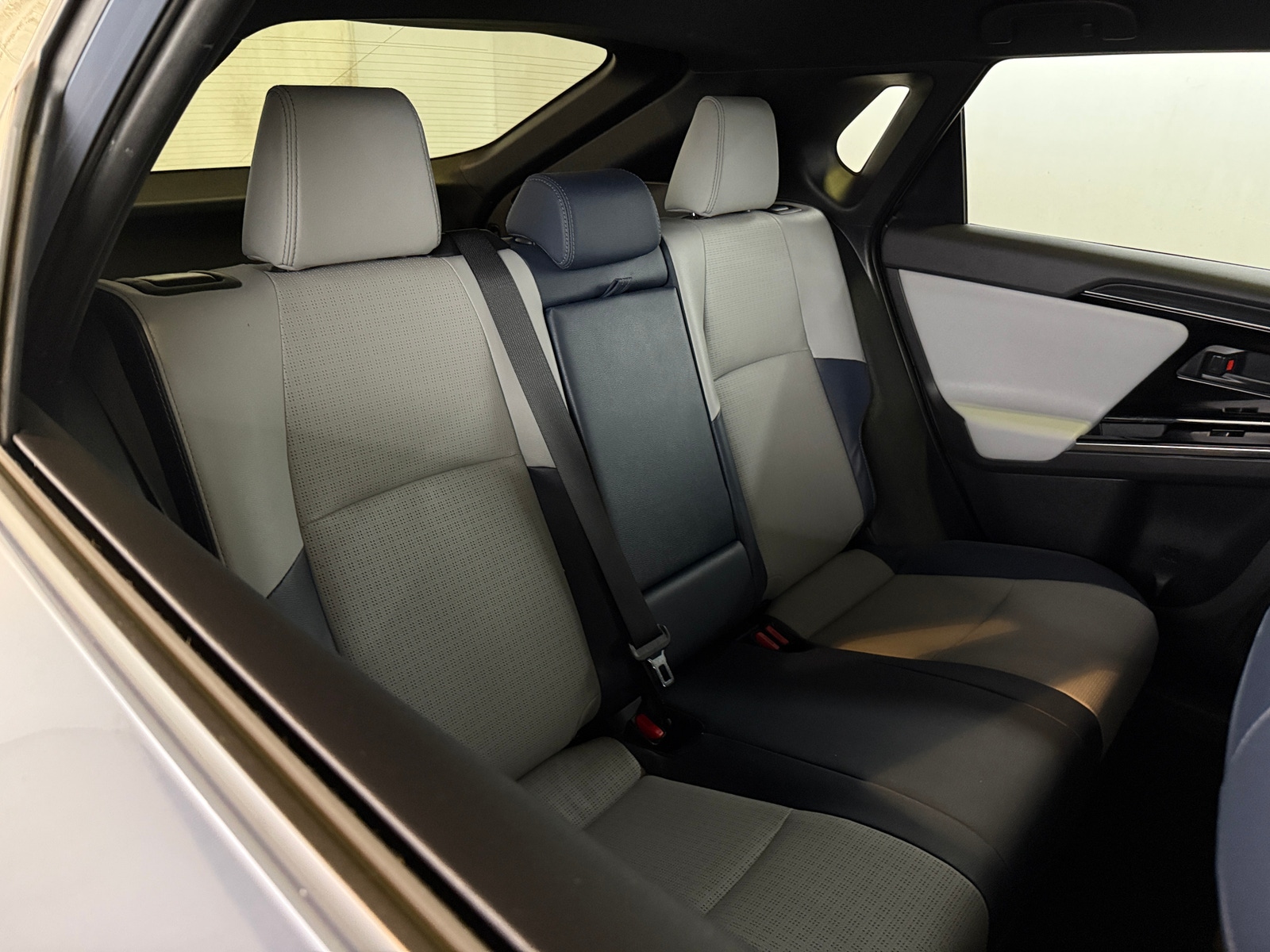 Thumbnail: 2023 Subaru Solterra - 5