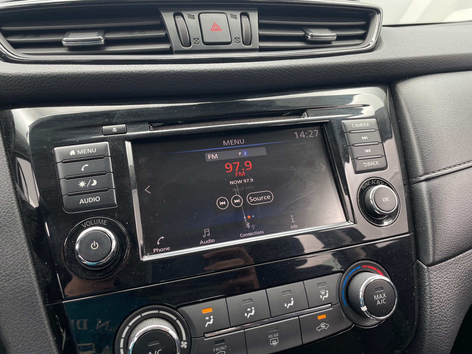 Thumbnail: 2019 Nissan Rogue - 4