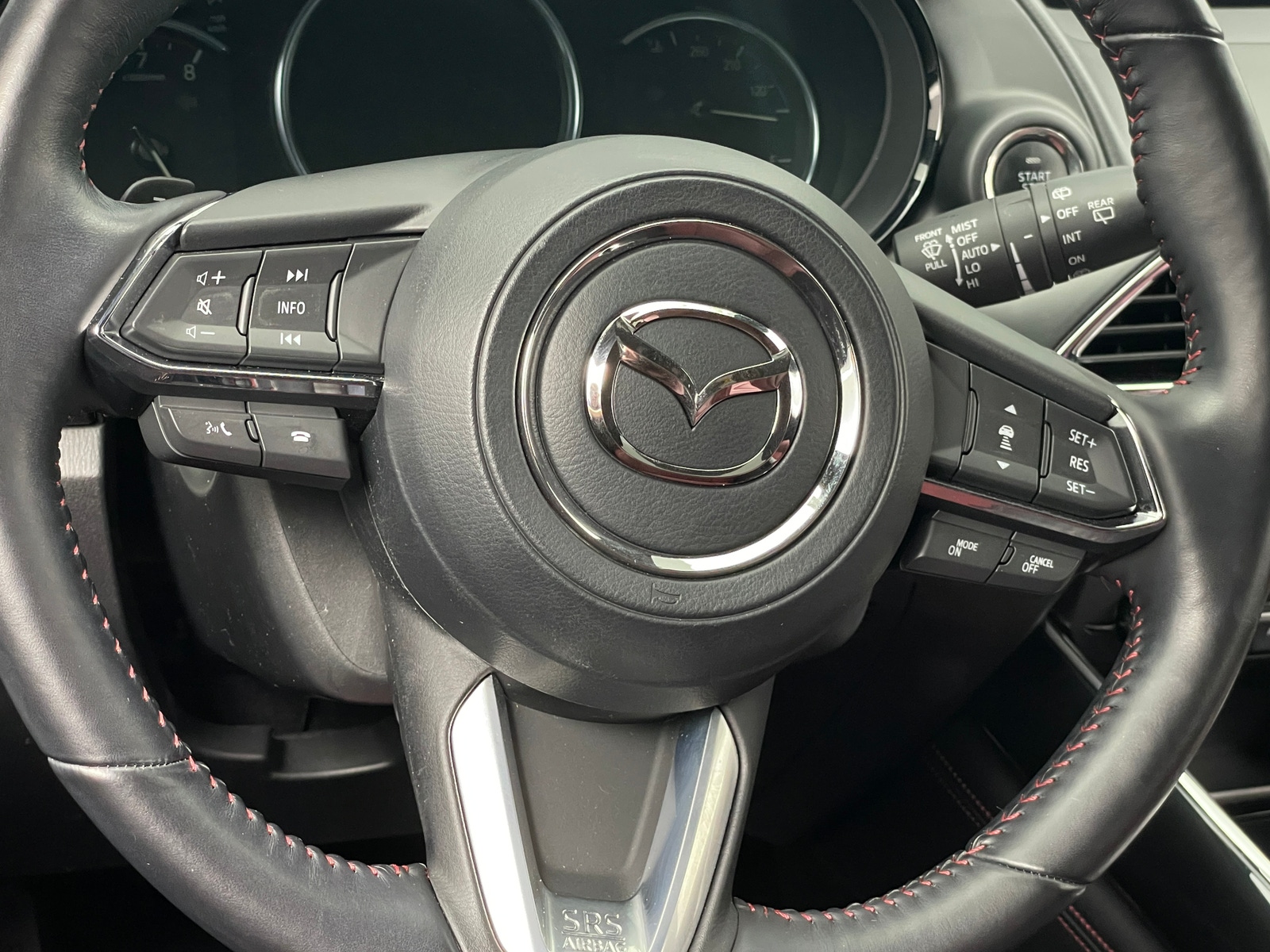 Thumbnail: 2023 Mazda CX-9 - 4