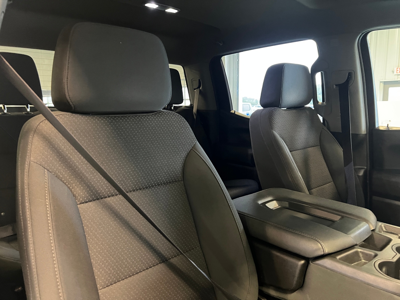 Thumbnail: 2021 Chevrolet Silverado 1500 - 2