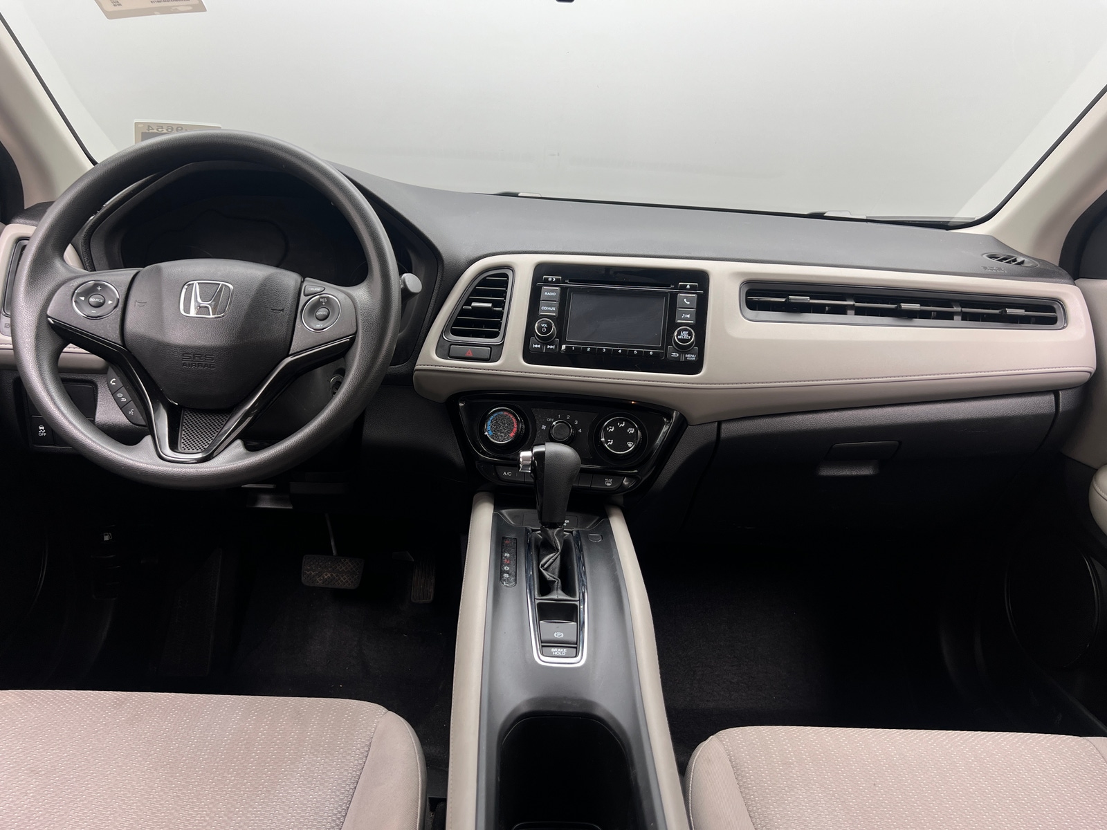 Thumbnail: 2016 Honda HR-V - 3