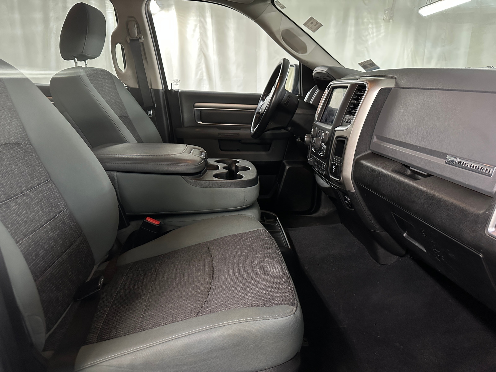Thumbnail: 2019 RAM 1500 Classic - 2