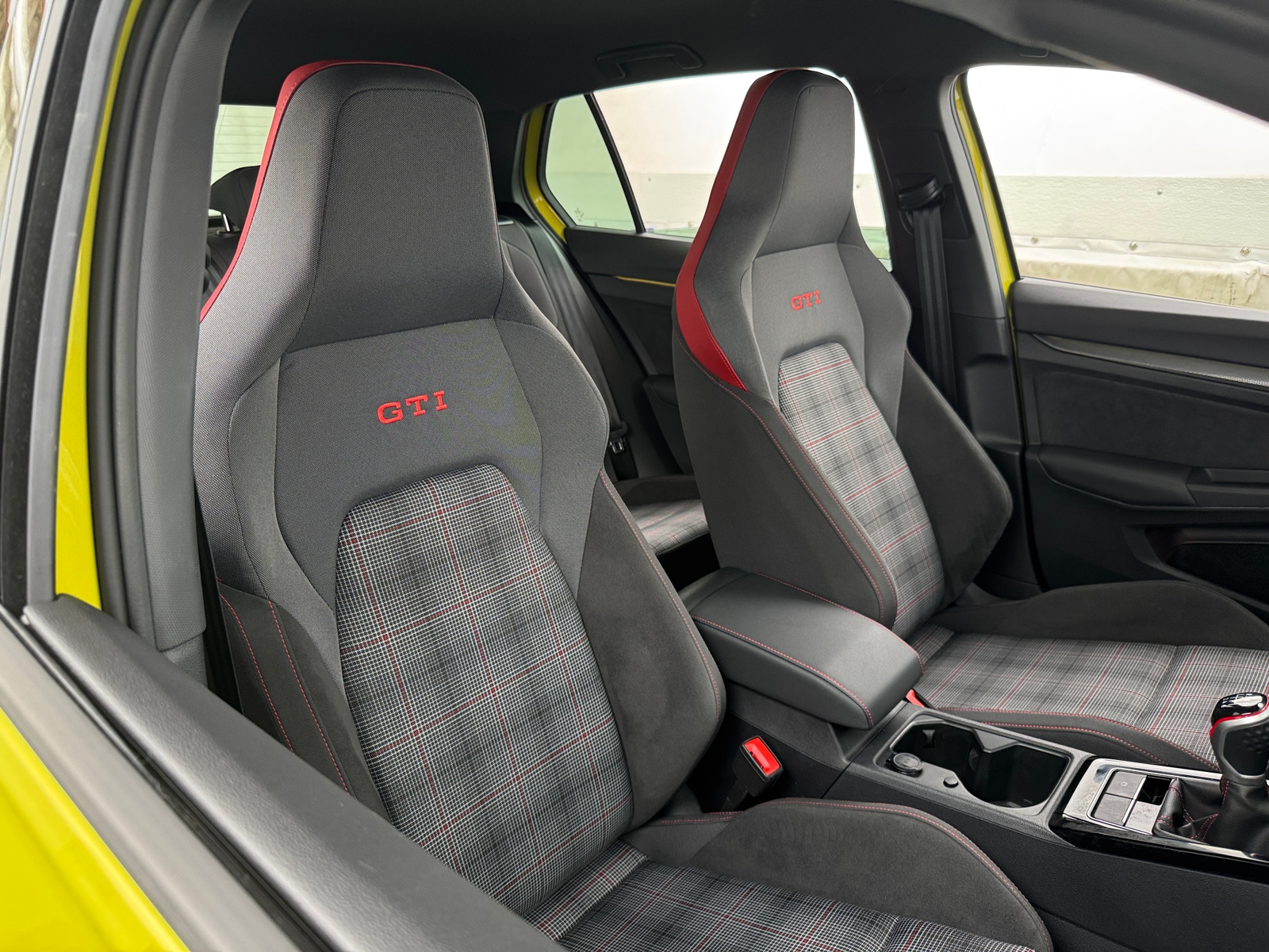 Thumbnail: 2023 Volkswagen Golf - 2