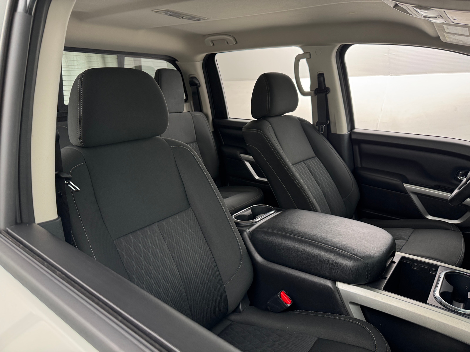 Thumbnail: 2018 Nissan Titan - 2