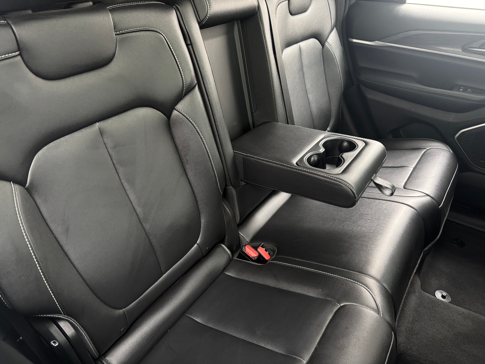 Thumbnail: 2023 Jeep Grand Cherokee - 5
