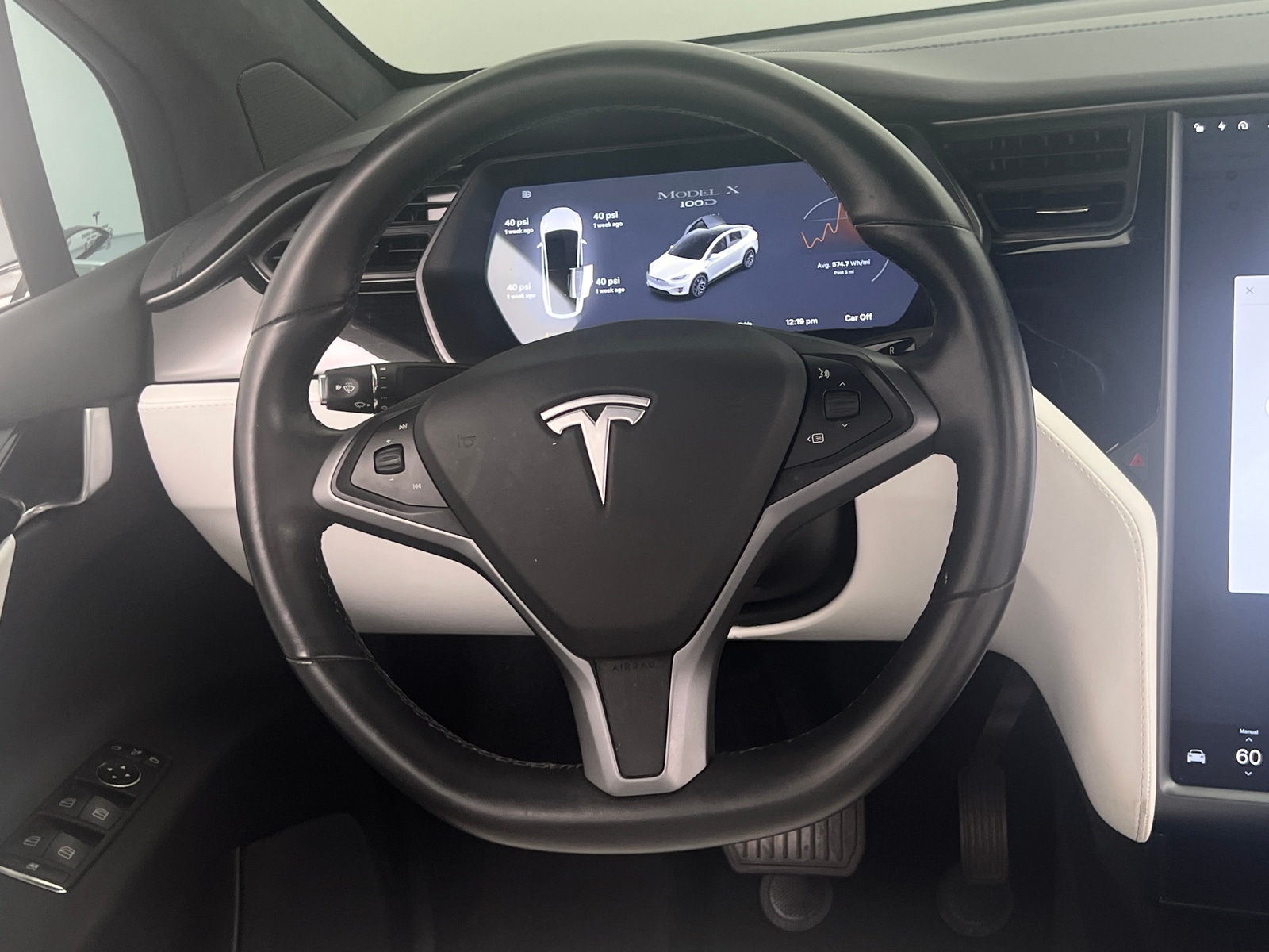 Thumbnail: 2018 Tesla Model X - 4