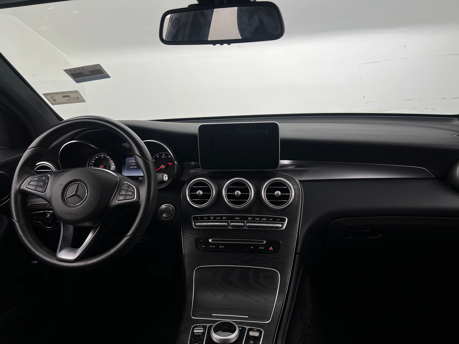 Thumbnail: 2017 Mercedes-Benz GLC - 2