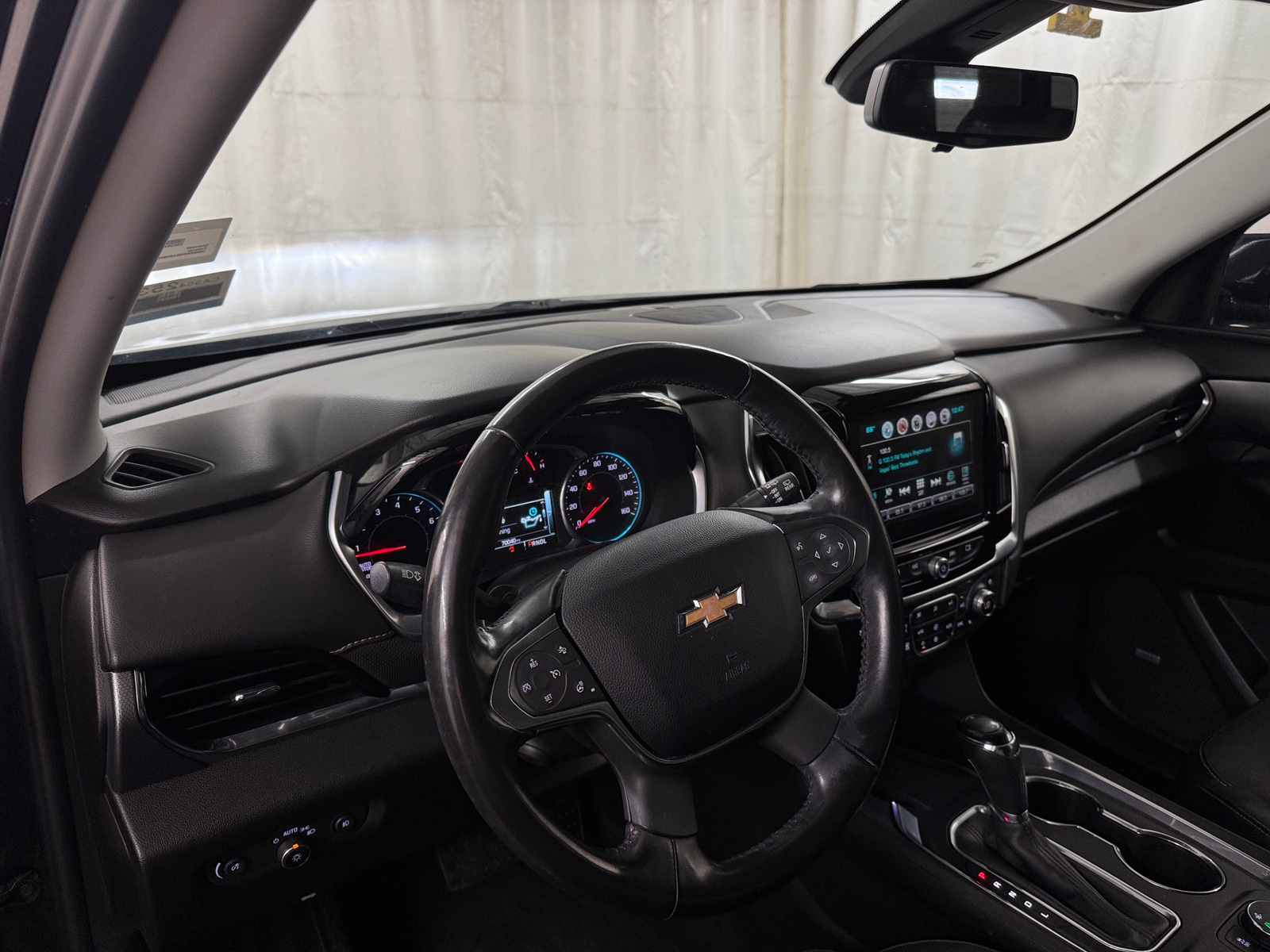 Thumbnail: 2018 Chevrolet Traverse - 2