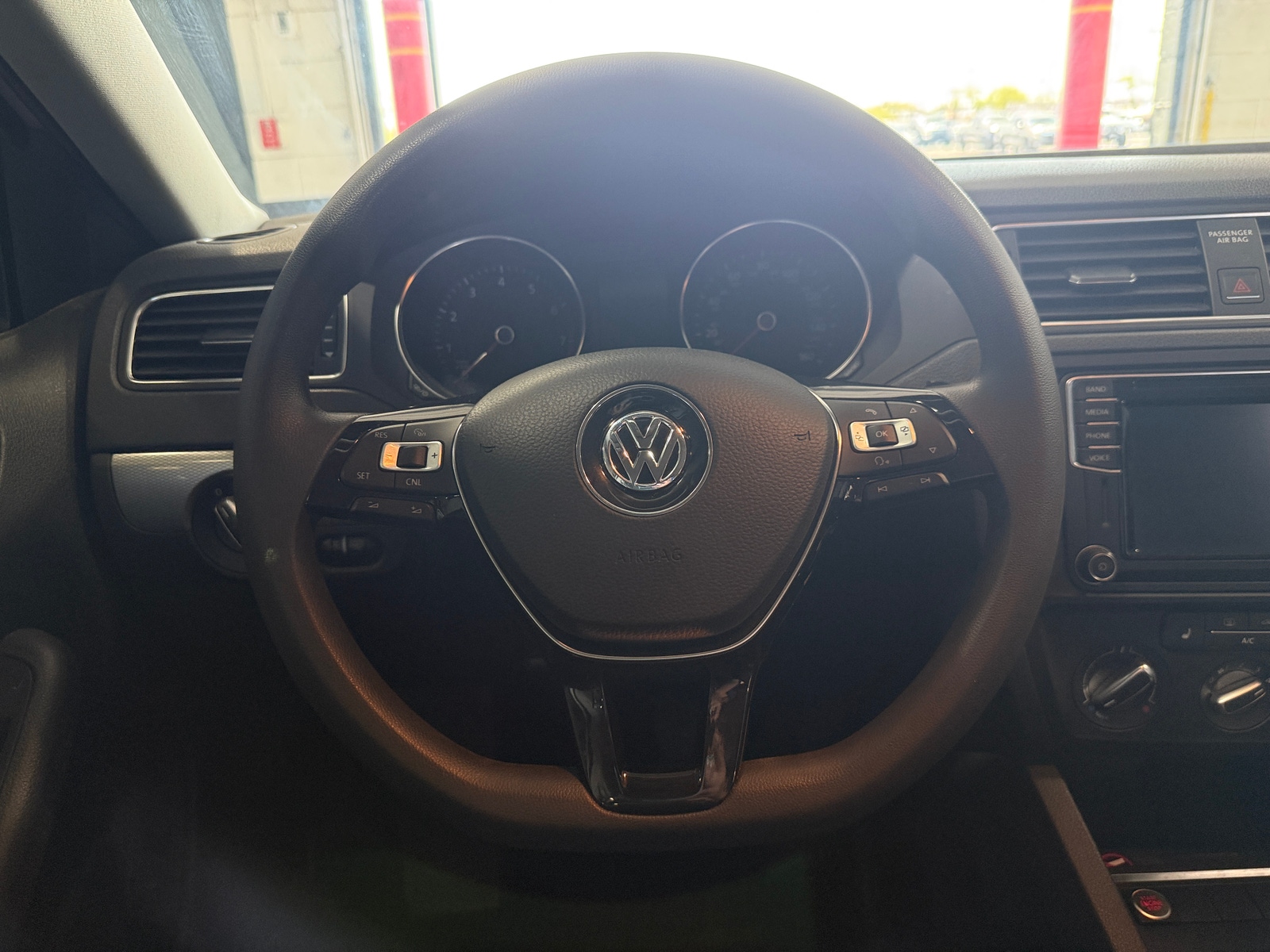 Thumbnail: 2016 Volkswagen Jetta - 5