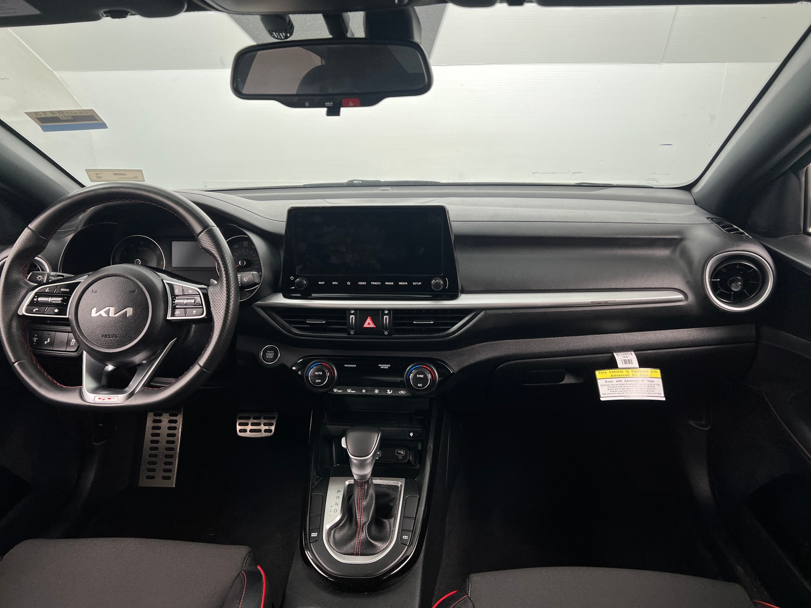 Thumbnail: 2024 Kia Forte - 3