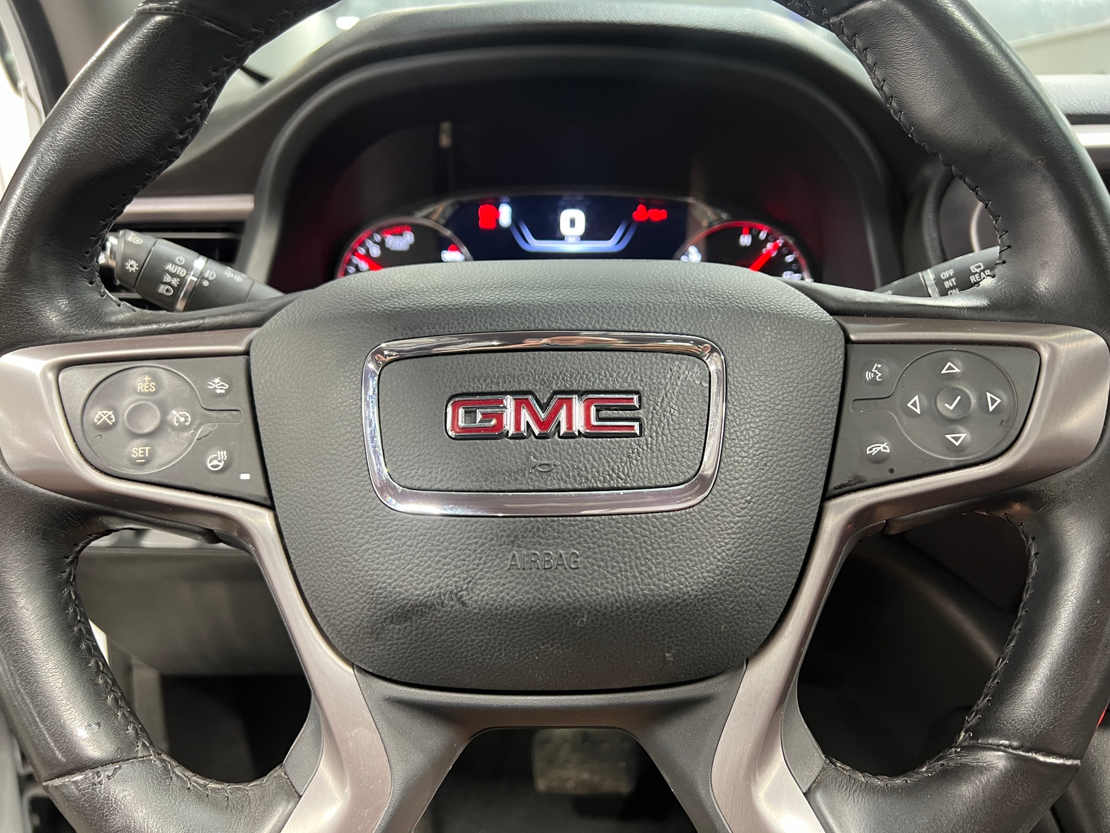Thumbnail: 2022 GMC Acadia - 4