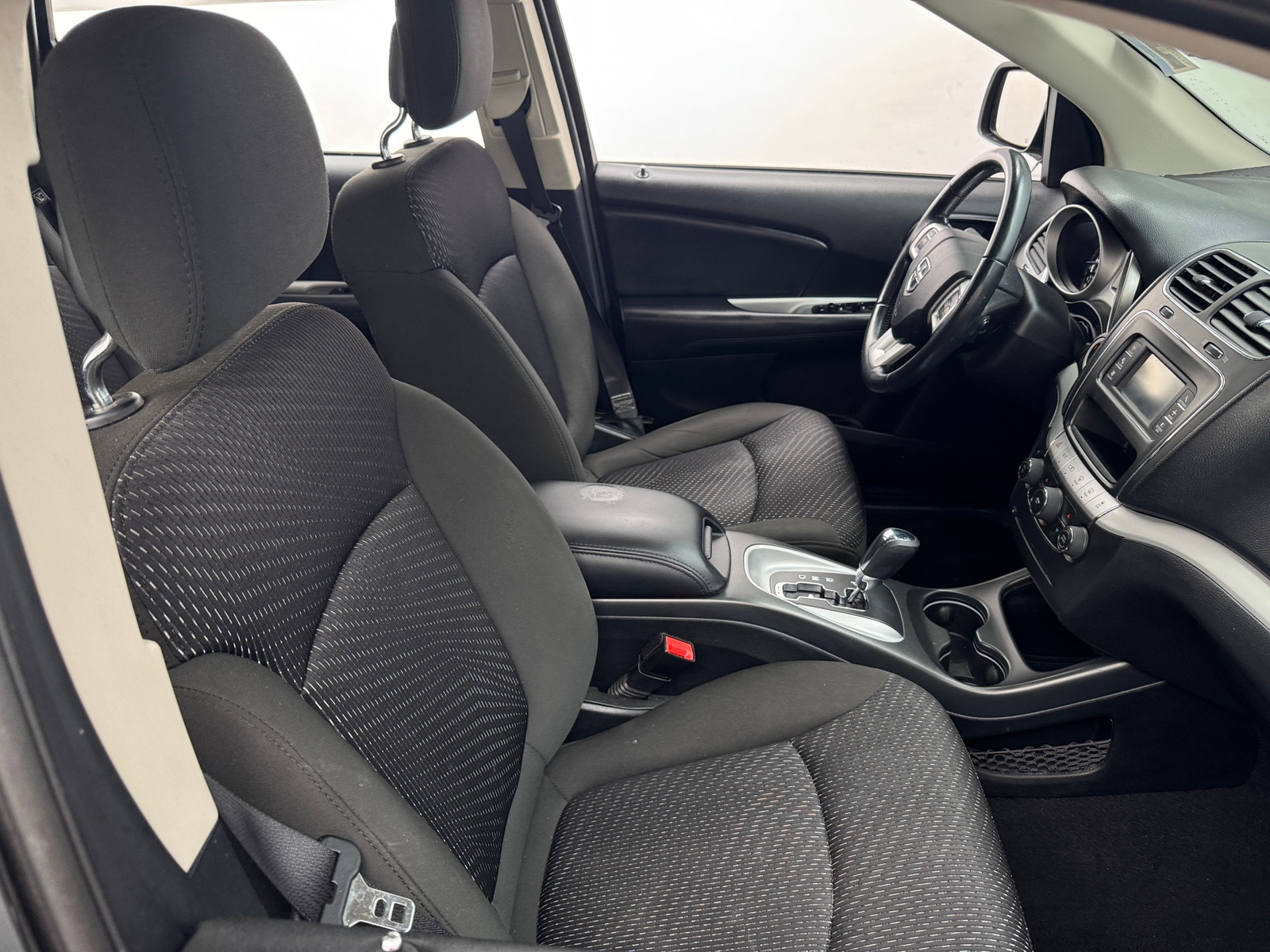 Thumbnail: 2019 Dodge Journey - 2