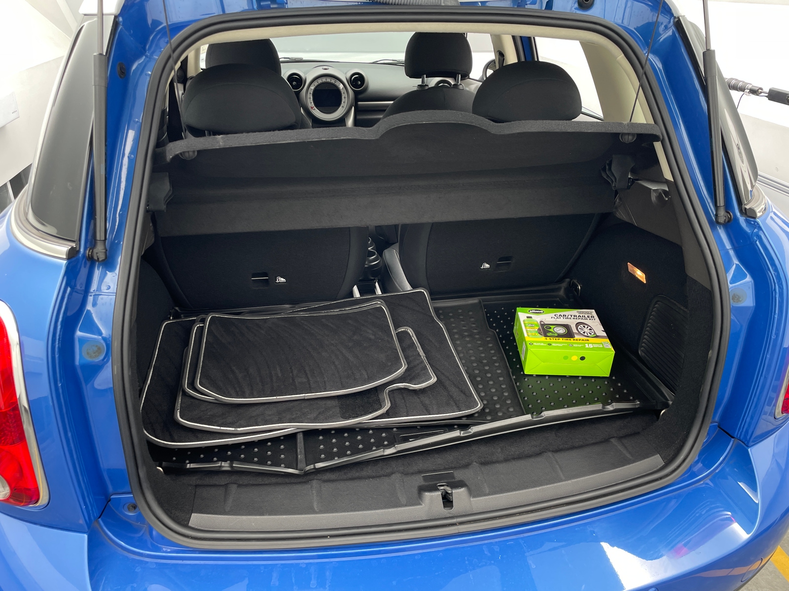 Thumbnail: 2011 MINI Cooper Countryman - 6