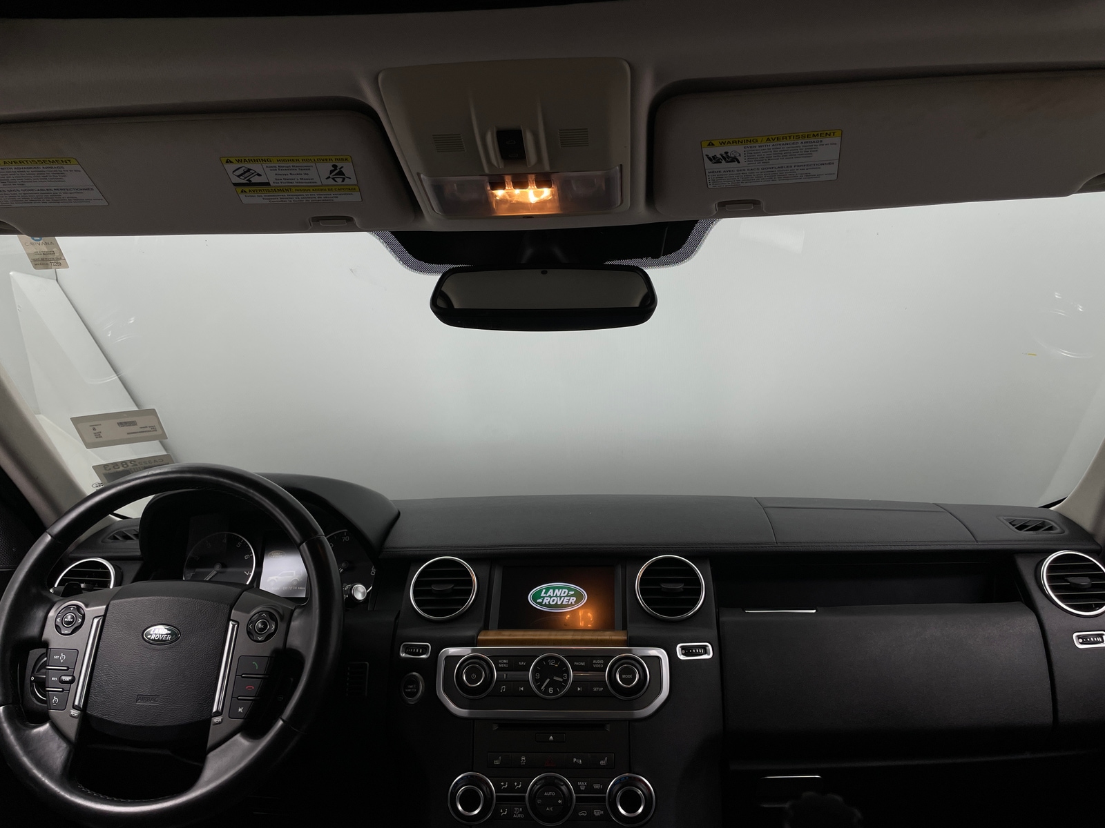 Thumbnail: 2016 Land Rover LR4 - 2