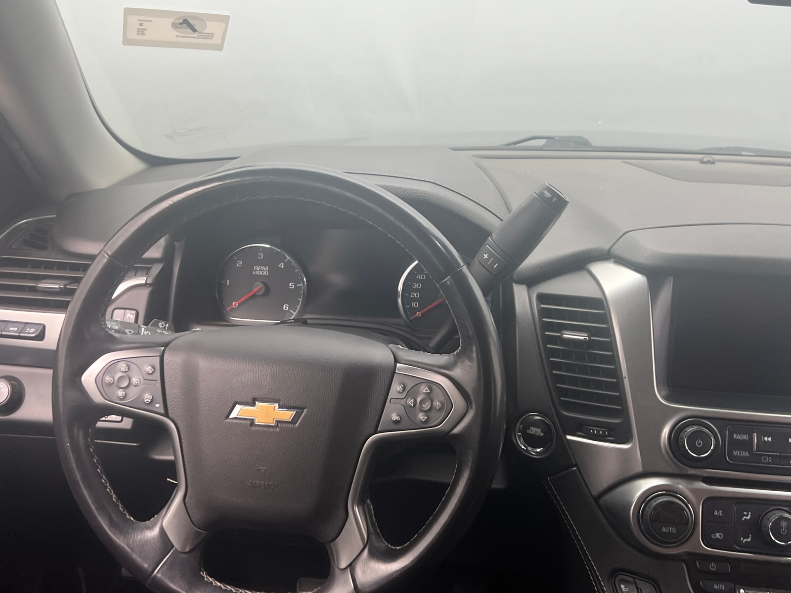 Thumbnail: 2019 Chevrolet Suburban - 4