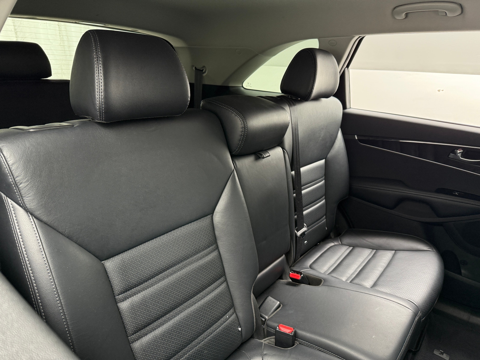 Thumbnail: 2019 Kia Sorento - 5
