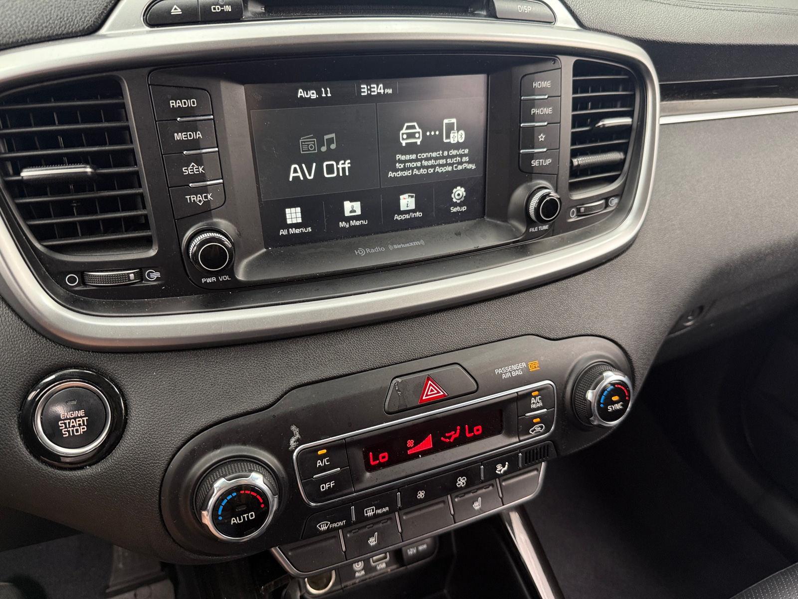 Thumbnail: 2019 Kia Sorento - 3