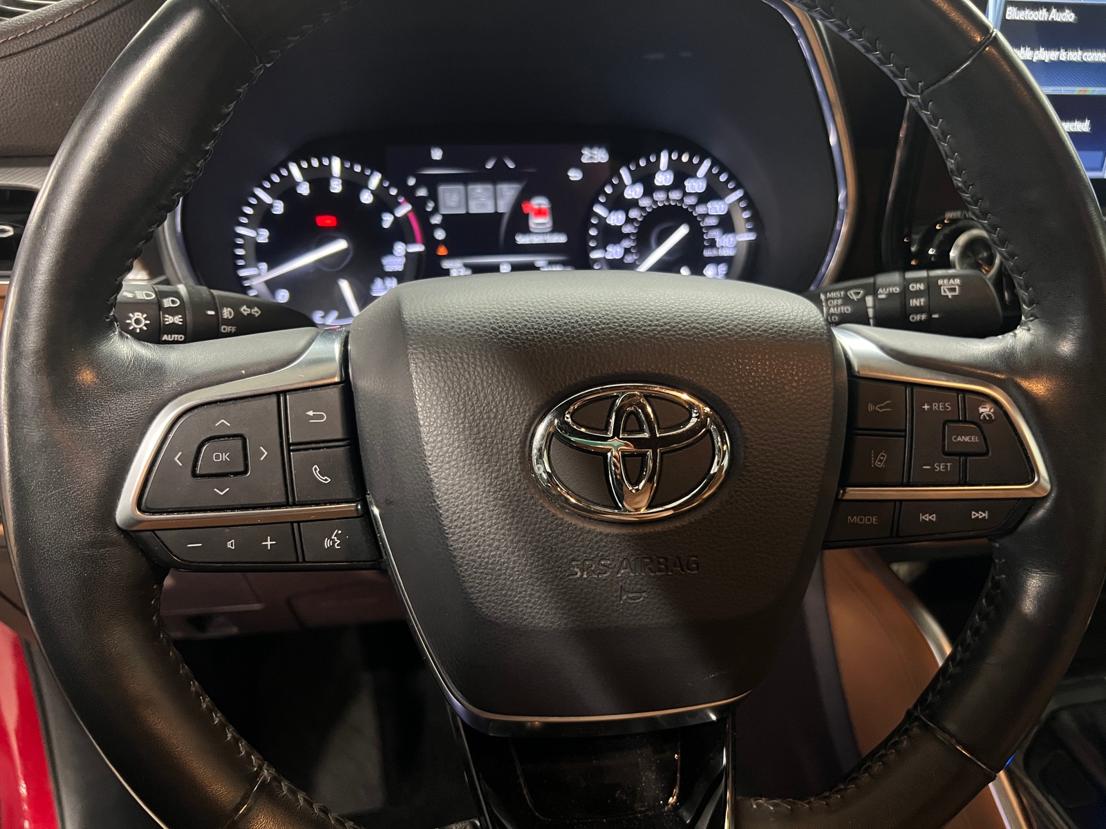Thumbnail: 2020 Toyota Highlander - 4