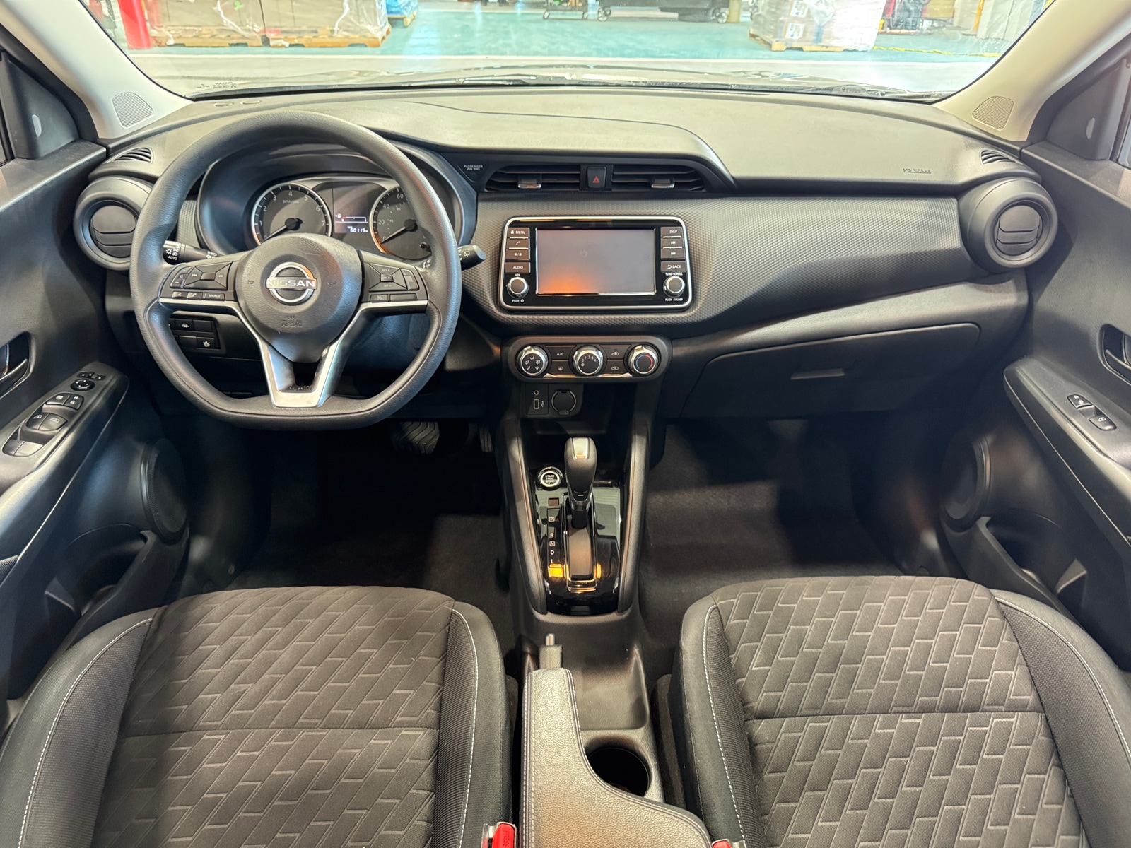 Thumbnail: 2022 Nissan Kicks - 3