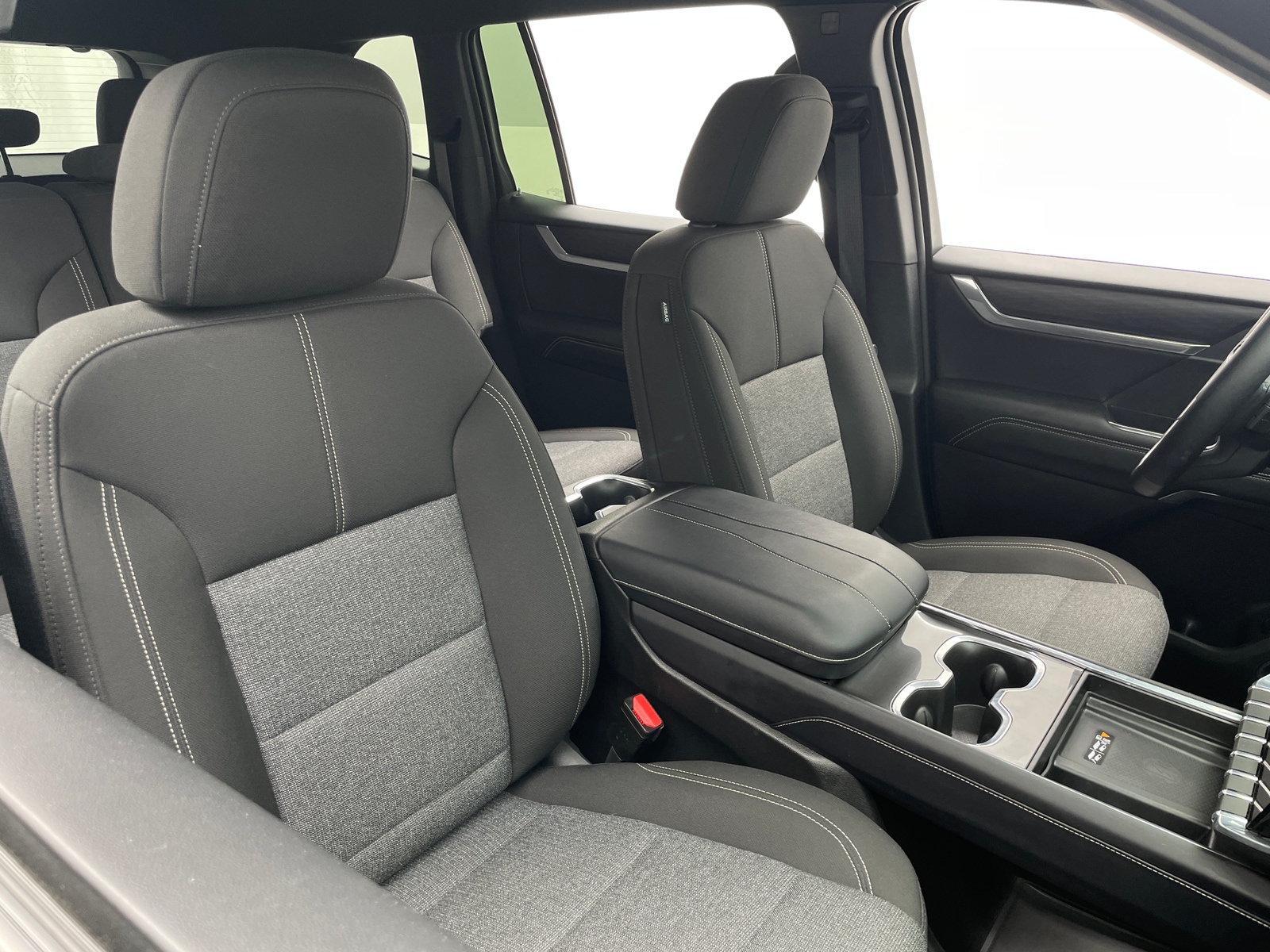 Thumbnail: 2025 GMC Acadia - 2