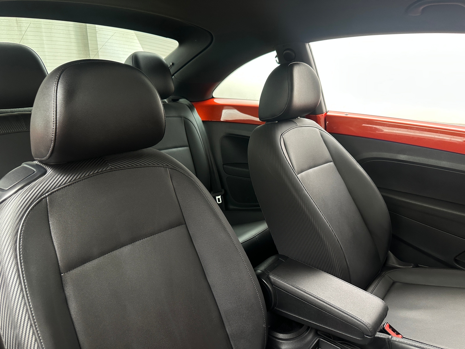 Thumbnail: 2019 Volkswagen Beetle - 2