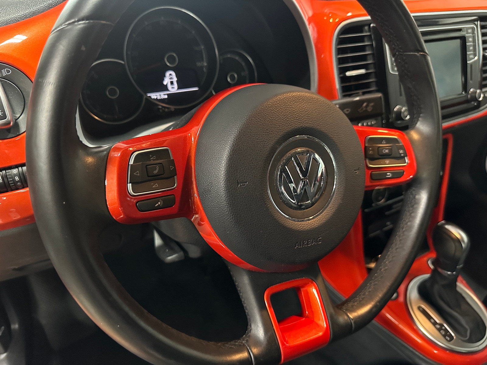 Thumbnail: 2019 Volkswagen Beetle - 5