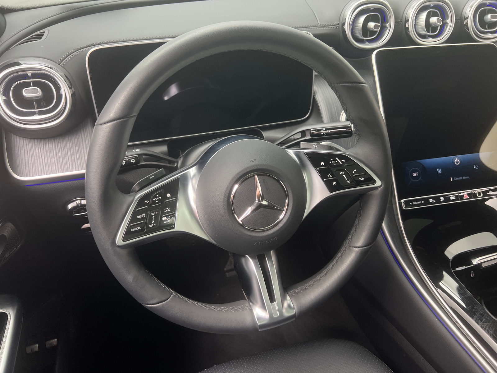 Thumbnail: 2025 Mercedes-Benz GLC - 4