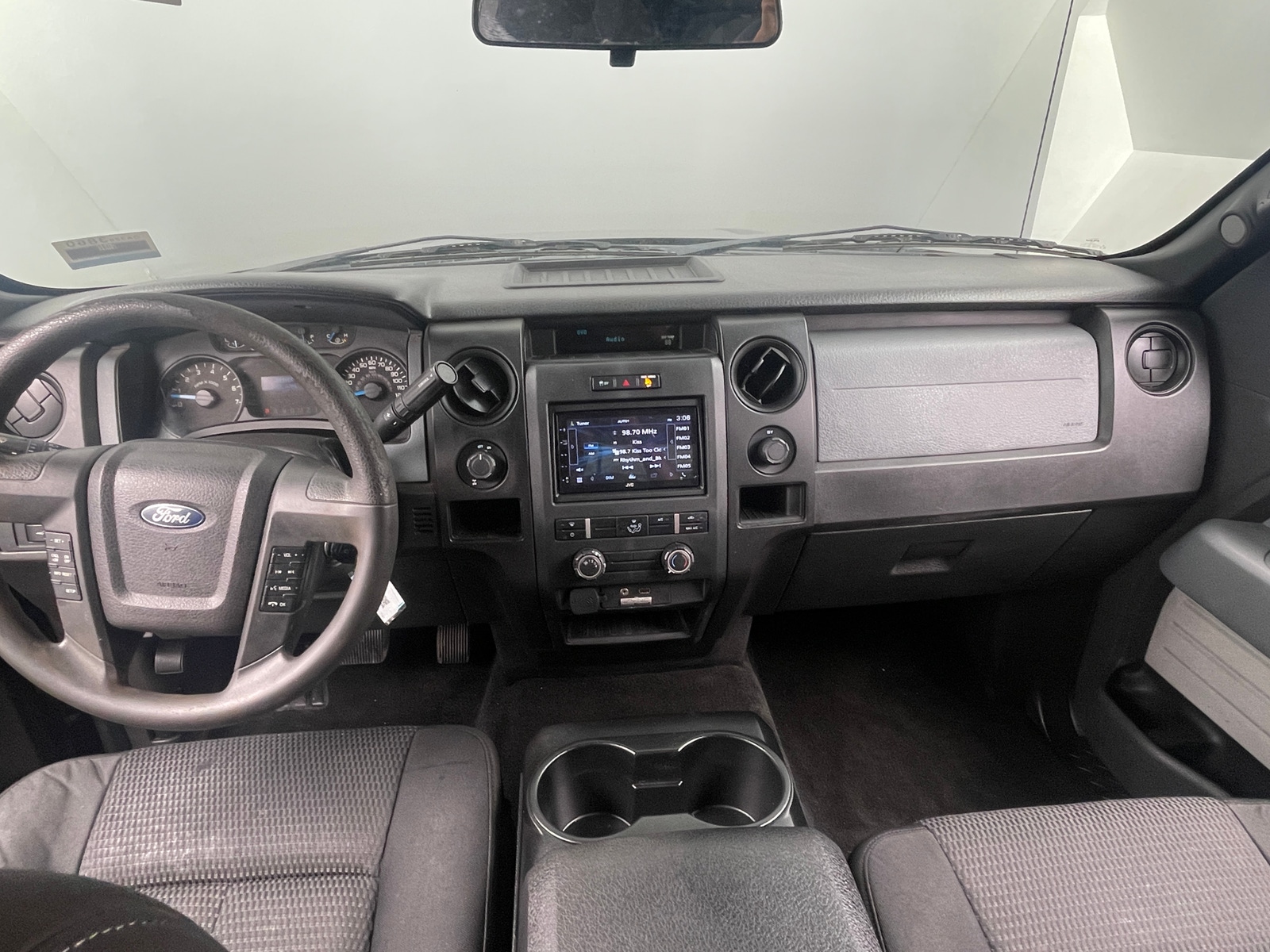 Thumbnail: 2014 Ford Econoline - 3