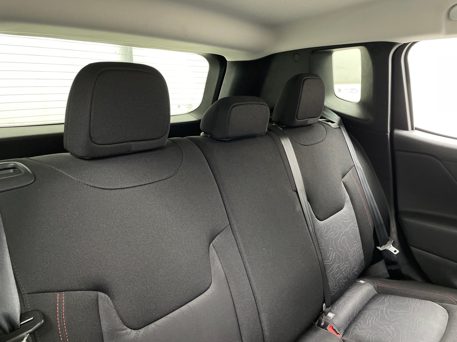 Thumbnail: 2020 Jeep Renegade - 6