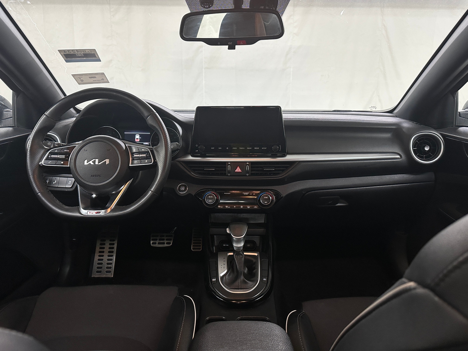 Thumbnail: 2024 Kia Forte - 3