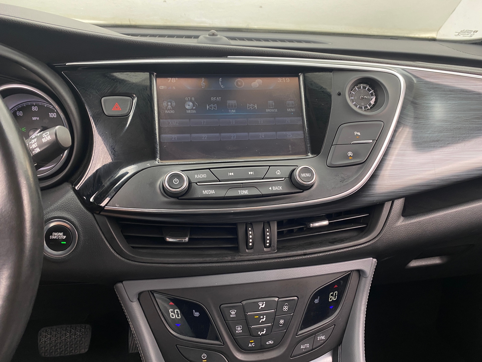 Thumbnail: 2019 Buick Envision - 3