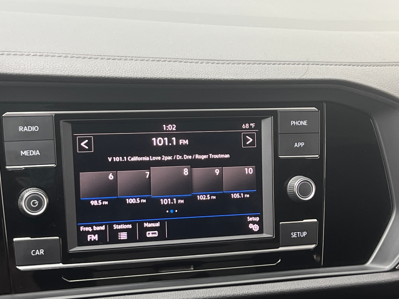 Thumbnail: 2019 Volkswagen Jetta - 4